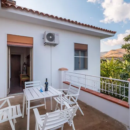 Holiday home The Great Garden With Pool, Parking & Wifi *