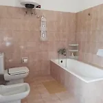 The Great Garden With Pool, Parking & Wifi Tatil Evi *