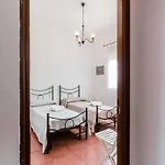 The Great Garden With Pool, Parking & Wifi Tatil Evi *