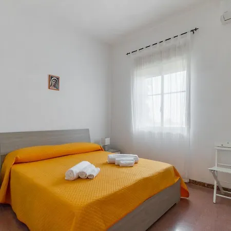 The Great Garden With Pool, Parking & Wifi Сasa de vacaciones *
